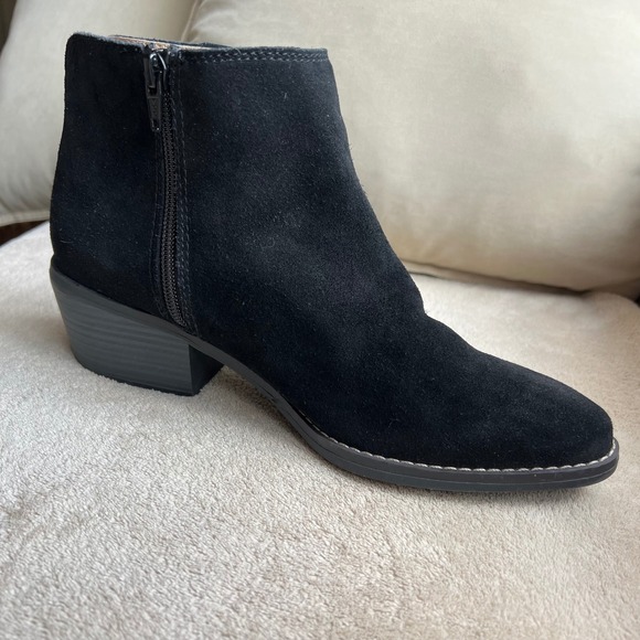 White Mountain Havana Women 9M Black Suede Beaded Tassel Ankle Booties Western - Picture 3 of 15